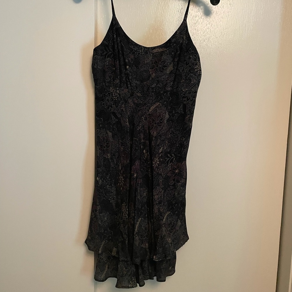 Silk dress - Picture 2 of 5